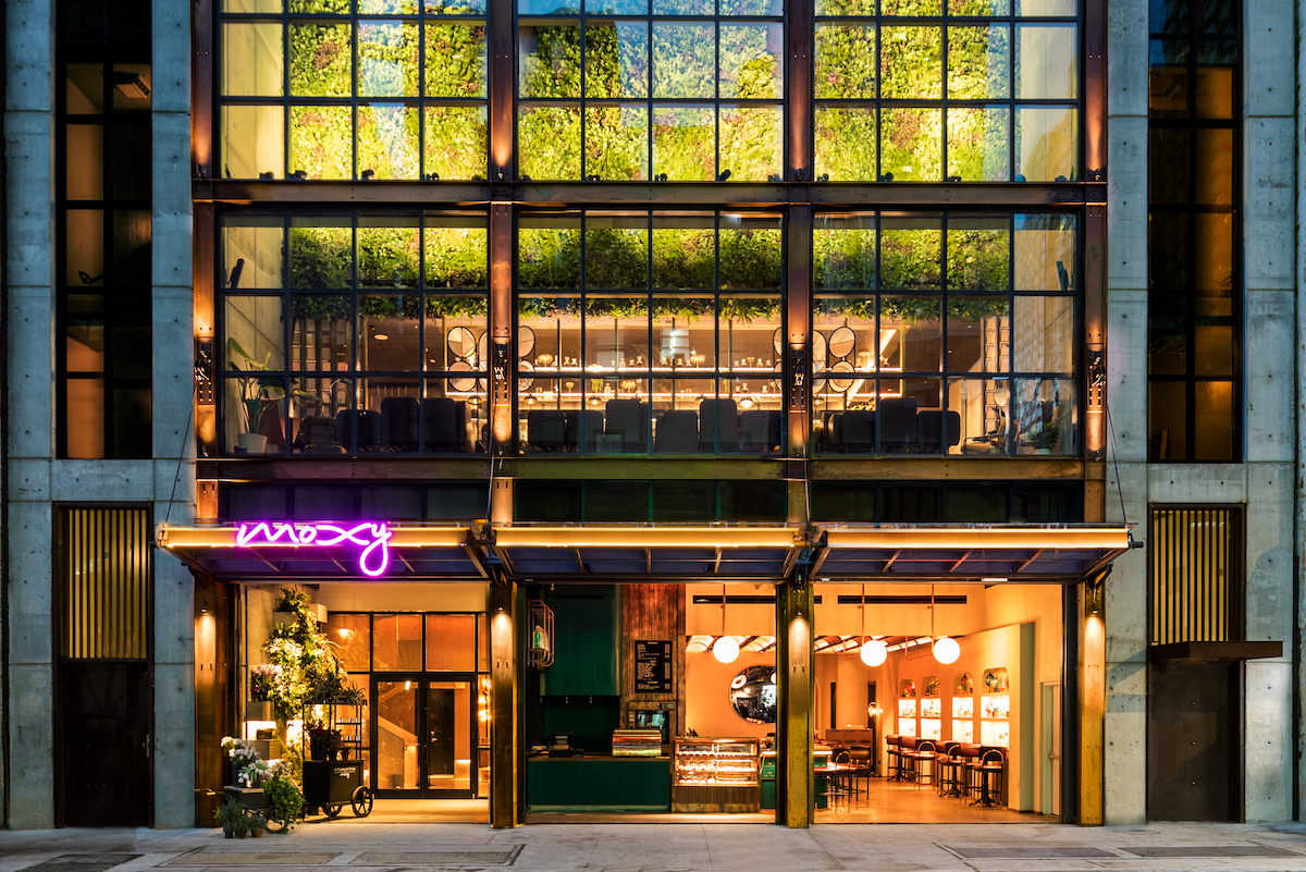 Moxy Image